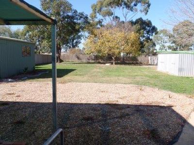 35 Homewood Drive, Mooroopna