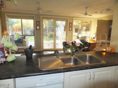 12 Nicholls Avenue, Shepparton