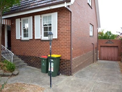 6 Hutchison Street, Niddrie