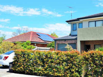 12A Hayes Parade, Pascoe Vale
