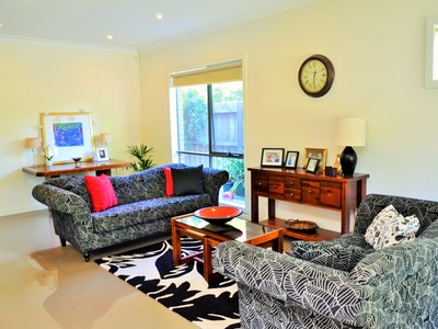 12A Hayes Parade, Pascoe Vale