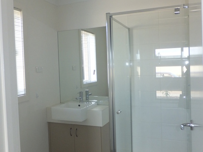 23 Grampians Parade, Shepparton