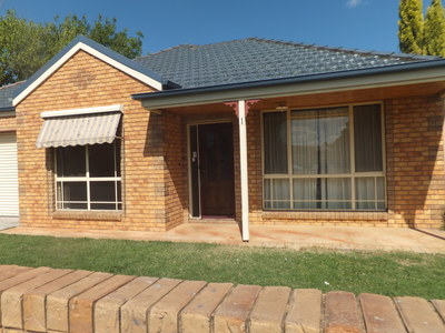1 / 4 Maude Street, Shepparton