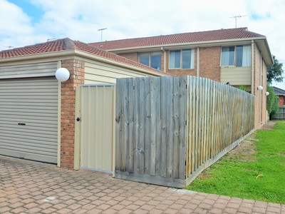 6 / 28  Bordeaux Street, Avondale Heights