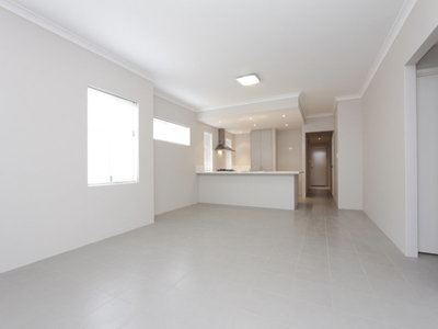 4 / 47 Boulder Avenue, Ascot