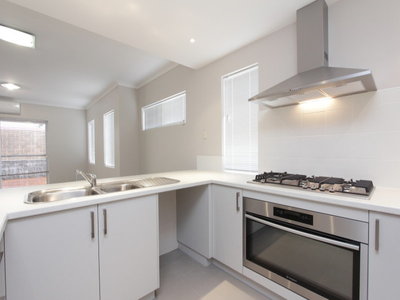 4 / 47 Boulder Avenue, Ascot