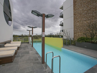 9 / 39 Bow River, Burswood