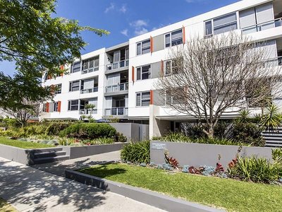 9 / 39 Bow River, Burswood