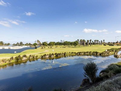 9 / 39 Bow River, Burswood