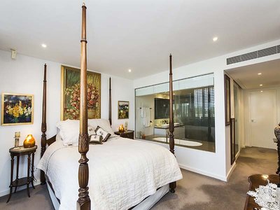 9 / 39 Bow River, Burswood