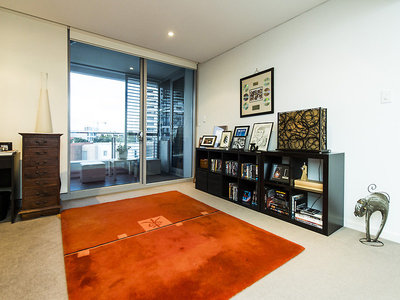 17 / 39 Bow River , Burswood