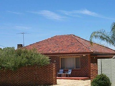 1 / 11A BISHOPSGATE ST , Lathlain