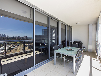 1402 / 2 Oldfiled Street, Burswood