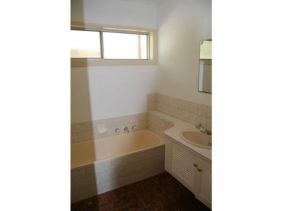 65 Balaclava Road, Shepparton