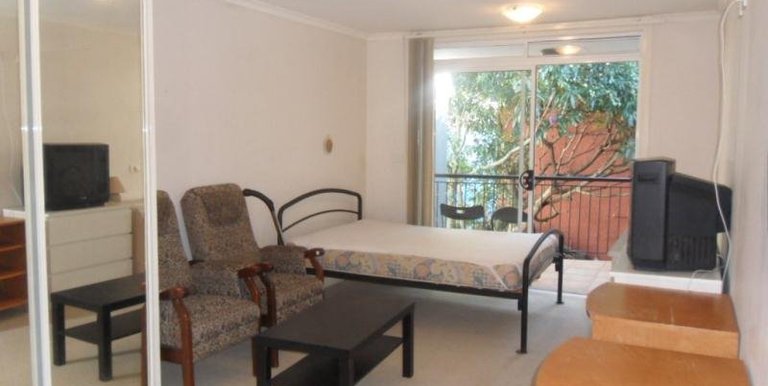 4 / 2B Ben Eden Street, Bondi Junction