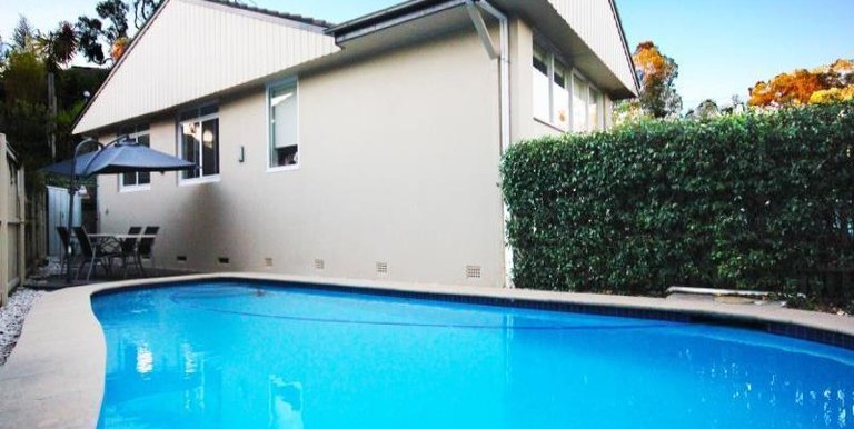 2 Louise Avenue, Chatswood West