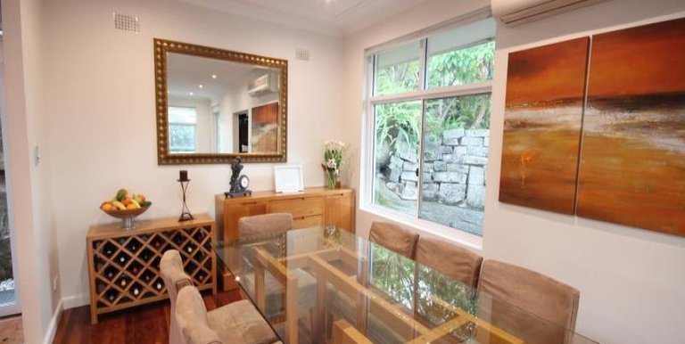 2 Louise Avenue, Chatswood West