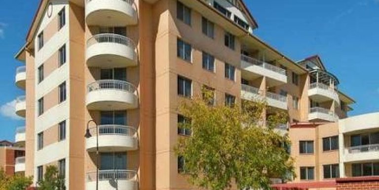 199 / 83 Dalmeny Avenue, Rosebery