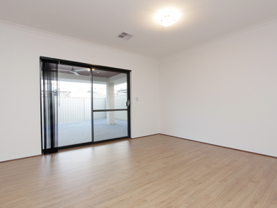63 Ballycastle Loop, Canning Vale