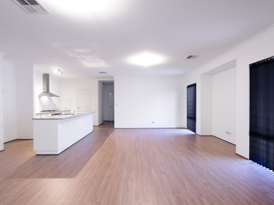 63 Ballycastle Loop, Canning Vale