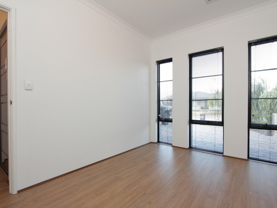63 Ballycastle Loop, Canning Vale