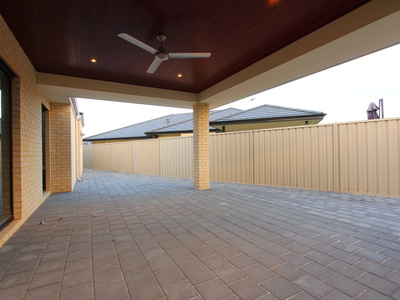 63 Ballycastle Loop, Canning Vale
