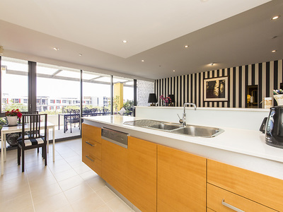 201 / 2 Oldfield Street, Burswood