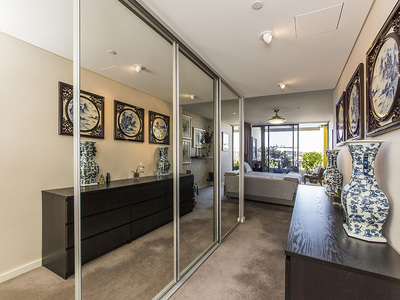 201 / 2 Oldfield Street, Burswood