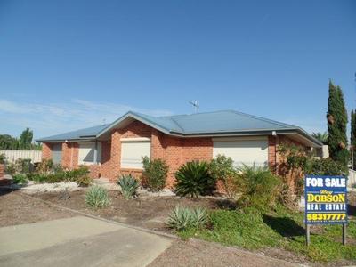 8 Melrose Circuit, Shepparton