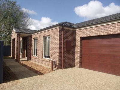 2 / 22 Granthorn Street, Shepparton