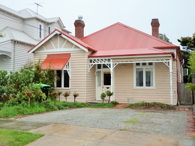 24 Washington Street, Essendon