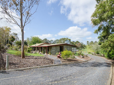 67 Pinehall Avenue, Suttontown