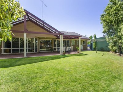 14 St Martins Drive, Mount Gambier