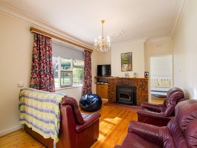 24 Dry Creek Road , Donovans