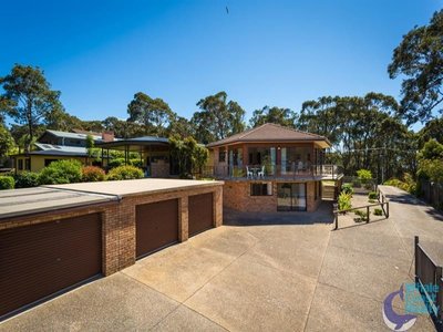 71 Eastaway Avenue, North Narooma