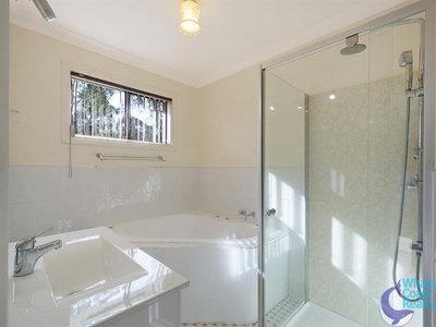13 Birroul Pl, Dalmeny