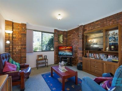 13 Birroul Pl, Dalmeny