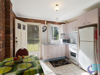 13 Birroul Pl, Dalmeny