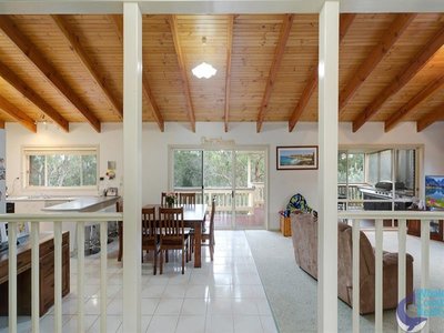 43 Hillcrest Ave, North Narooma