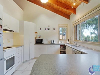 43 Hillcrest Ave, North Narooma