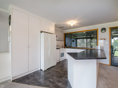83 Lake Edward Road , Glencoe