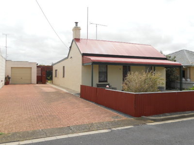 42 Church Street, Port Macdonnell