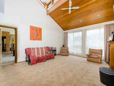 2 Tenison Drive, Mount Gambier