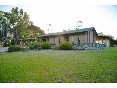 79 Billing Road, Worrolong