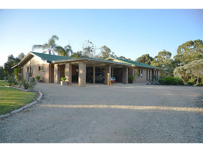 79 Billing Road, Worrolong