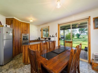 583 Caroline Road, Glenburnie