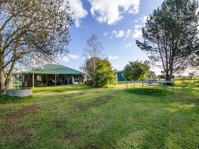 583 Caroline Road, Glenburnie