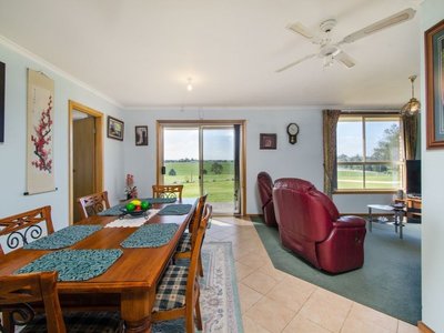33918 Princes Highway, Compton