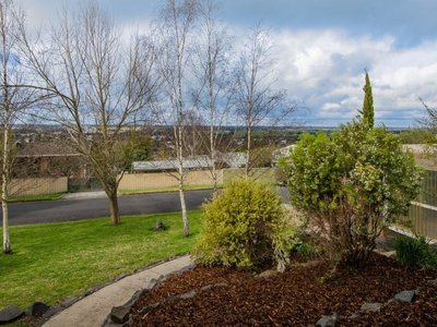 10 Tawarri Crescent, Mount Gambier