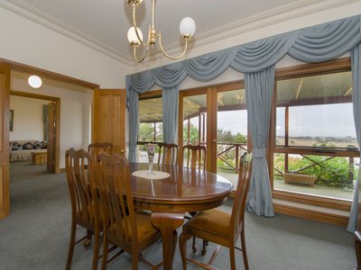 247 Mt Percy Road, Compton